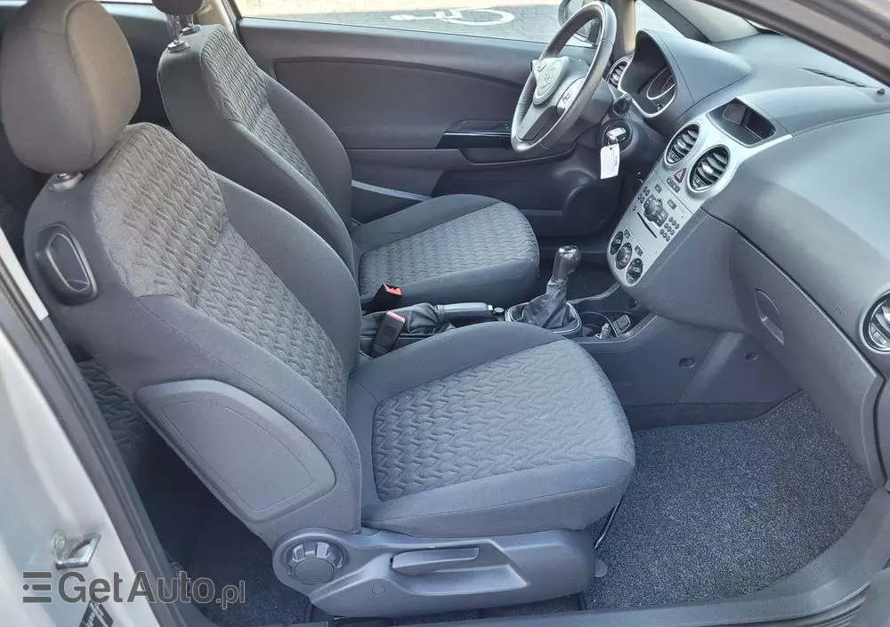 OPEL Corsa 1.2 Active