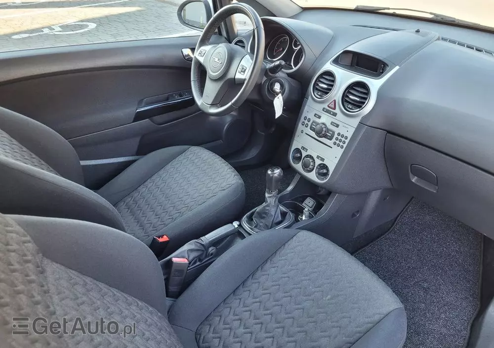 OPEL Corsa 1.2 Active