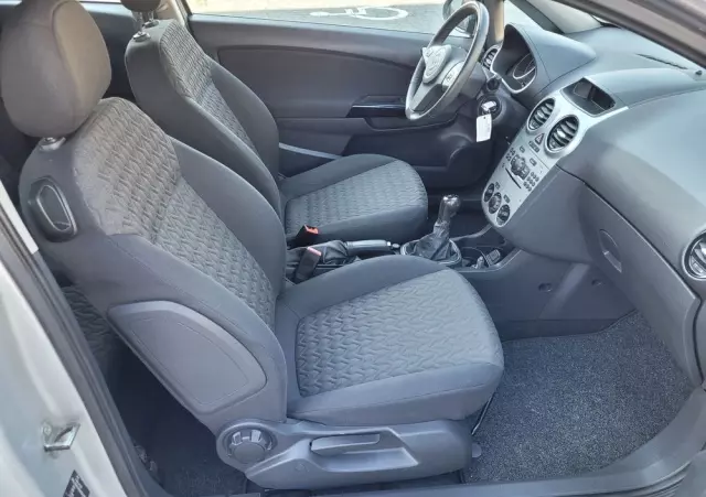 OPEL Corsa 1.2 Active