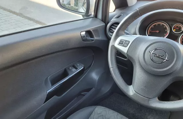 OPEL Corsa 1.2 Active