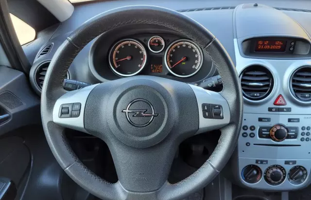 OPEL Corsa 1.2 Active
