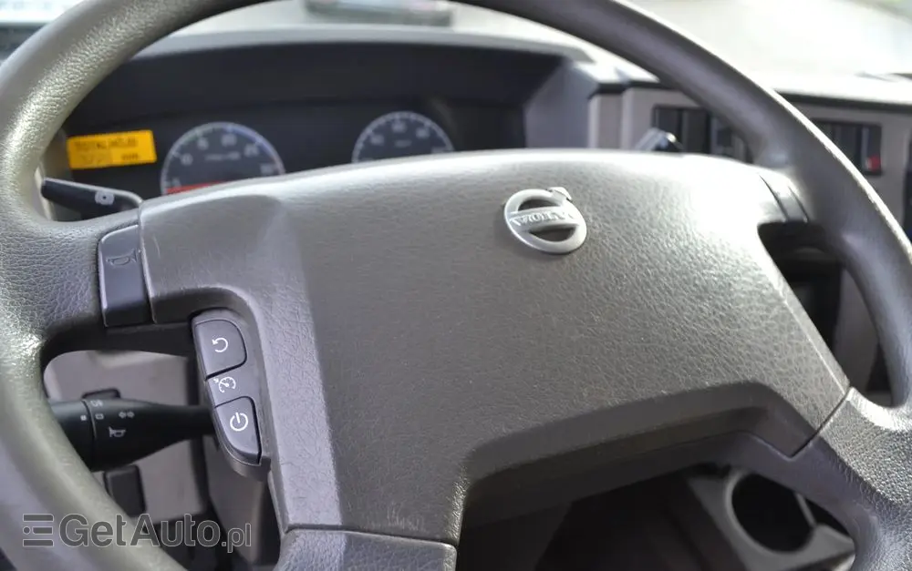 VOLVO FL240 Winda !Grzany Kontener Izoterma FL12 FL 