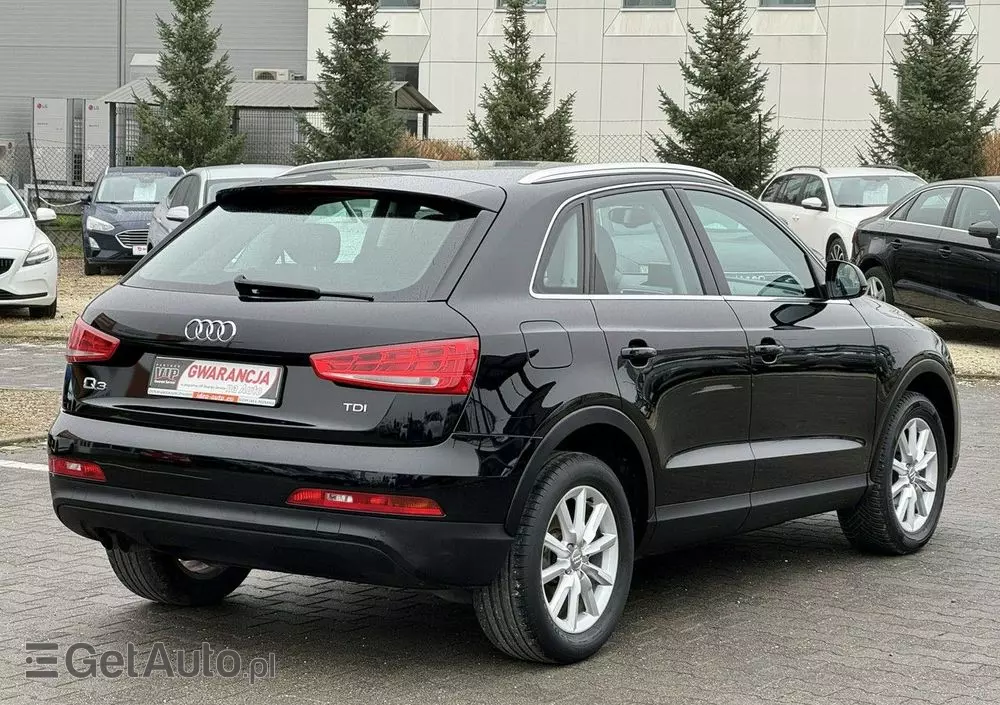 AUDI Q3 
