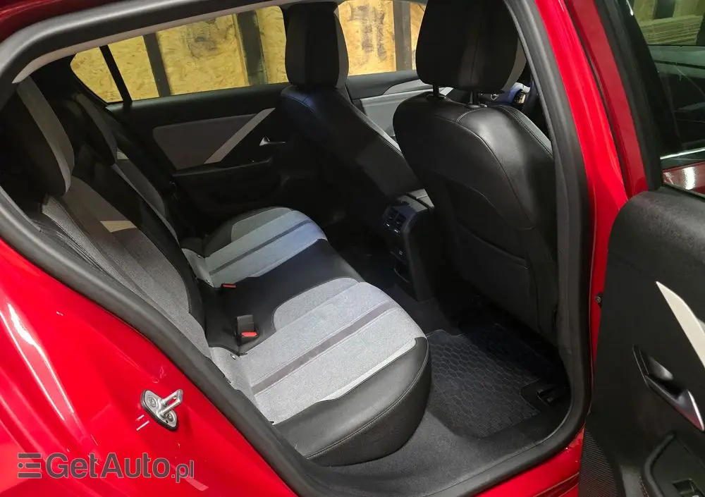 OPEL Astra 1.2 T Elegance S&S