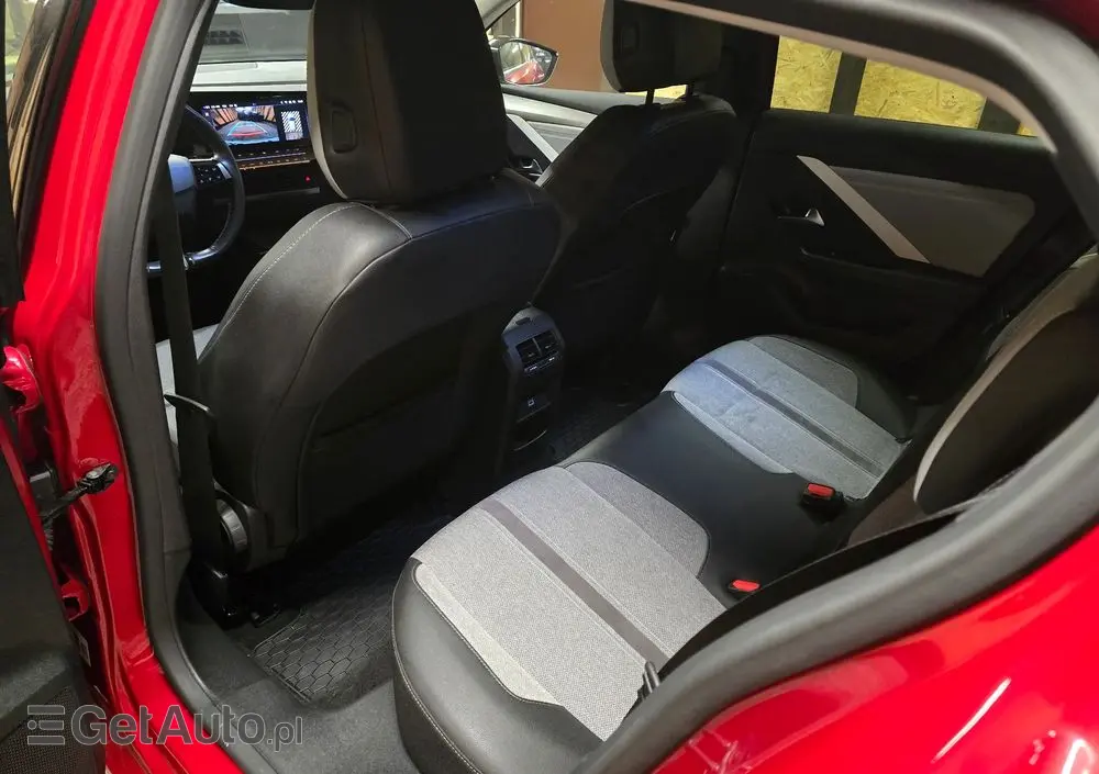 OPEL Astra 1.2 T Elegance S&S