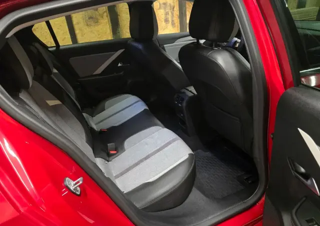 OPEL Astra 1.2 T Elegance S&S