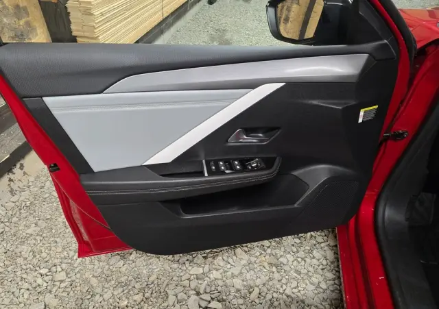 OPEL Astra 1.2 T Elegance S&S