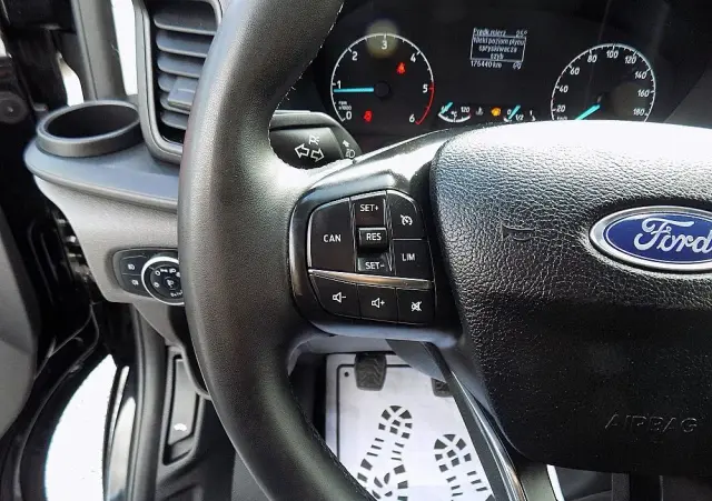 FORD Transit Custom Kombi 320 L2H1 Trend