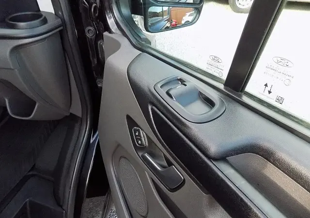 FORD Transit Custom Kombi 320 L2H1 Trend