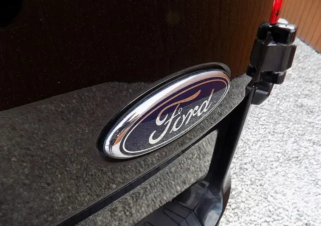 FORD Transit Custom Kombi 320 L2H1 Trend