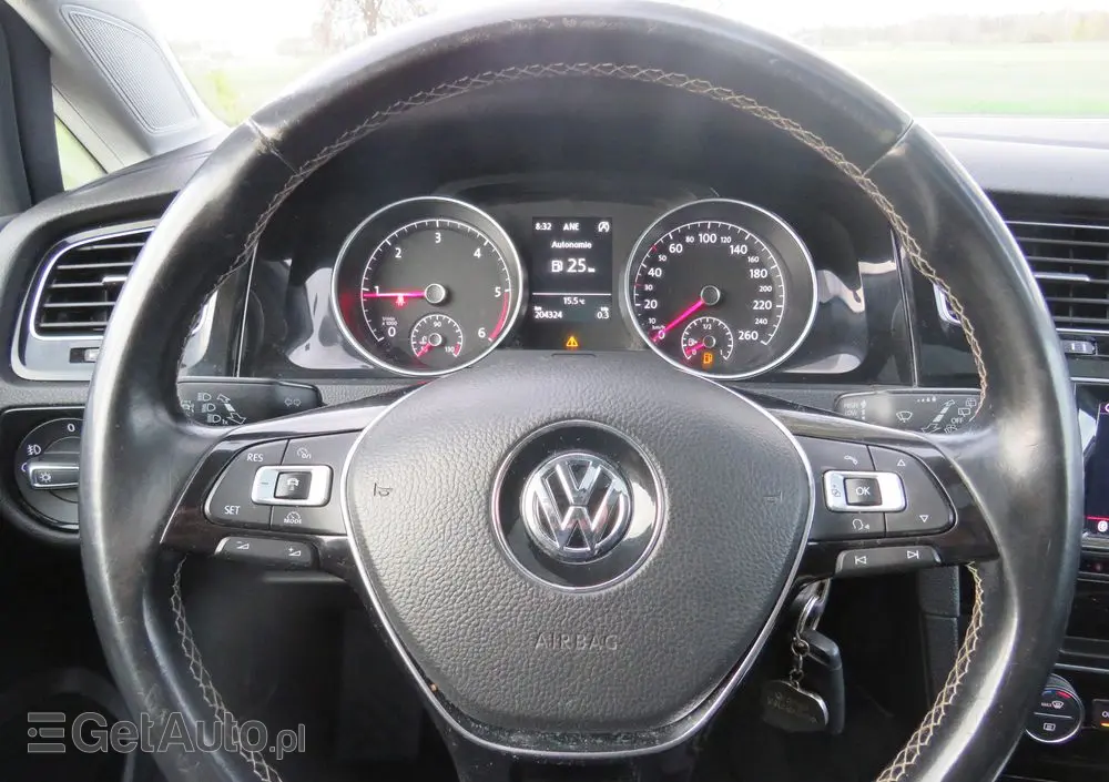 VOLKSWAGEN Golf 1.6 TDI Comfortline