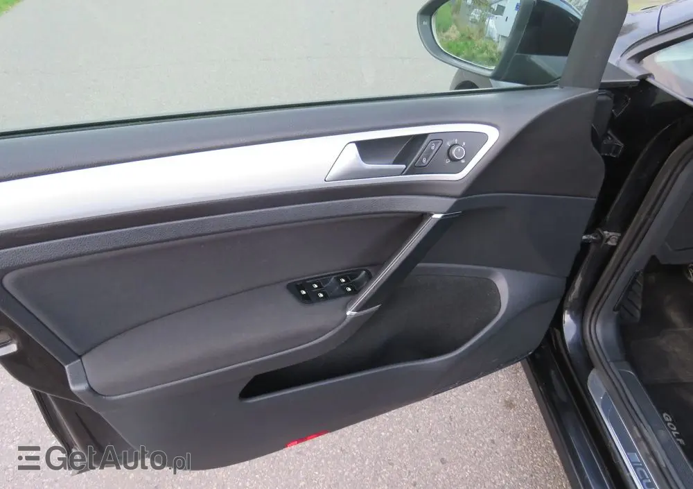 VOLKSWAGEN Golf 1.6 TDI Comfortline