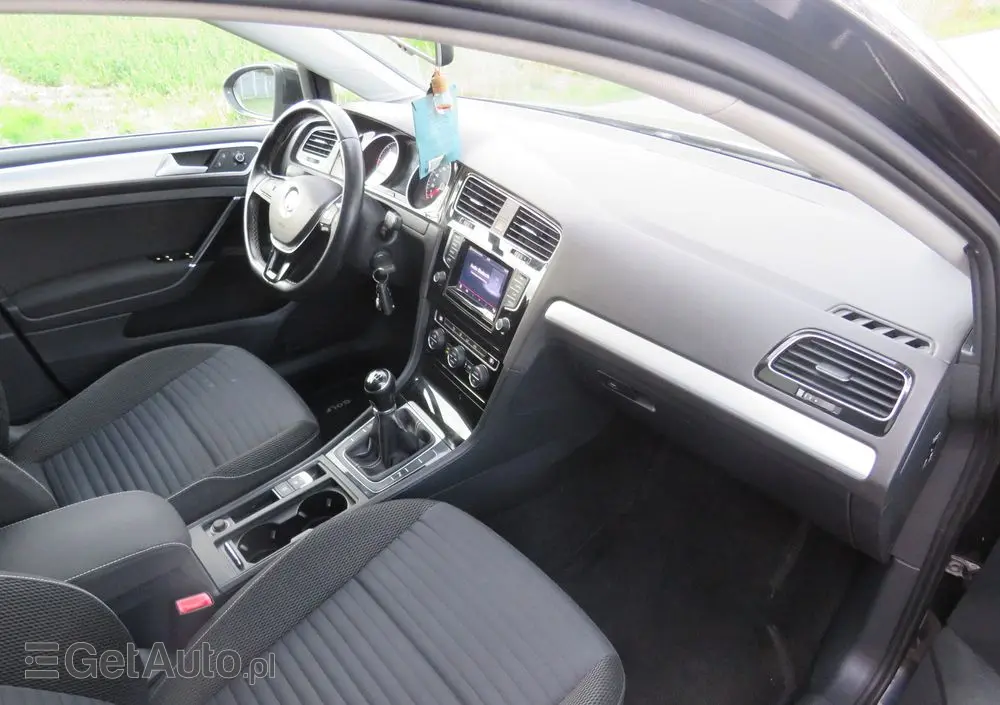 VOLKSWAGEN Golf 1.6 TDI Comfortline
