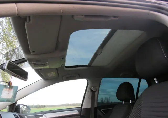 VOLKSWAGEN Golf 1.6 TDI Comfortline
