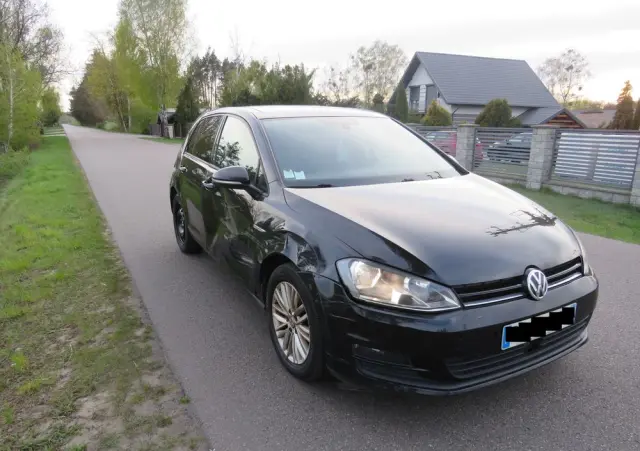 VOLKSWAGEN Golf 1.6 TDI Comfortline