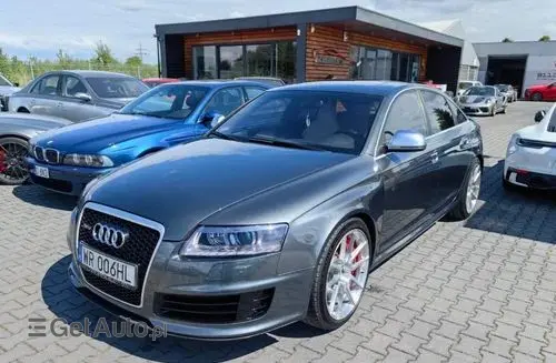AUDI Rs6 