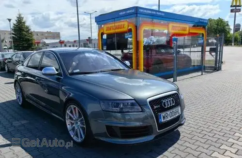 AUDI Rs6 