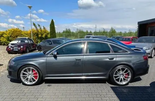 AUDI Rs6 