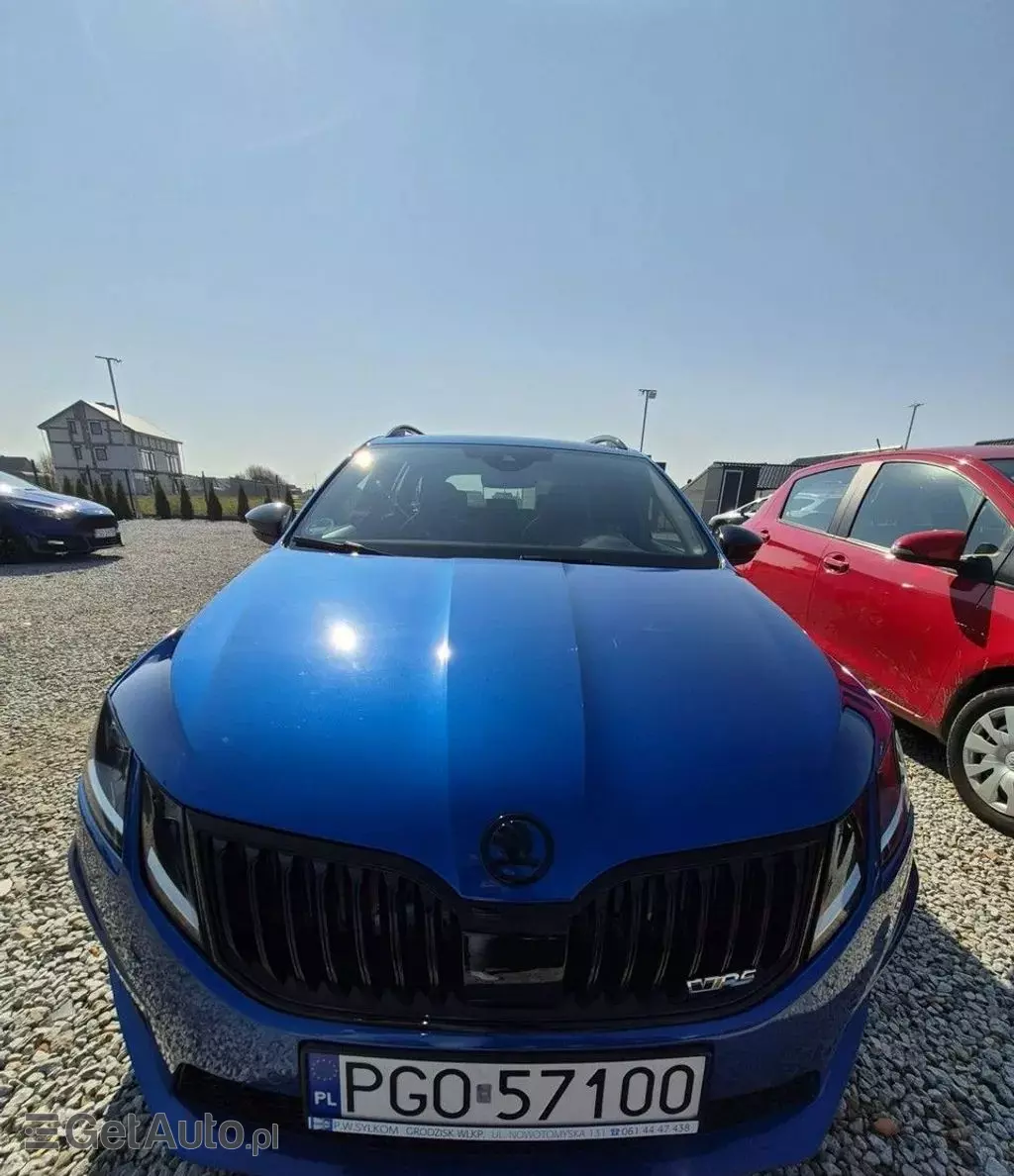 SKODA Octavia 