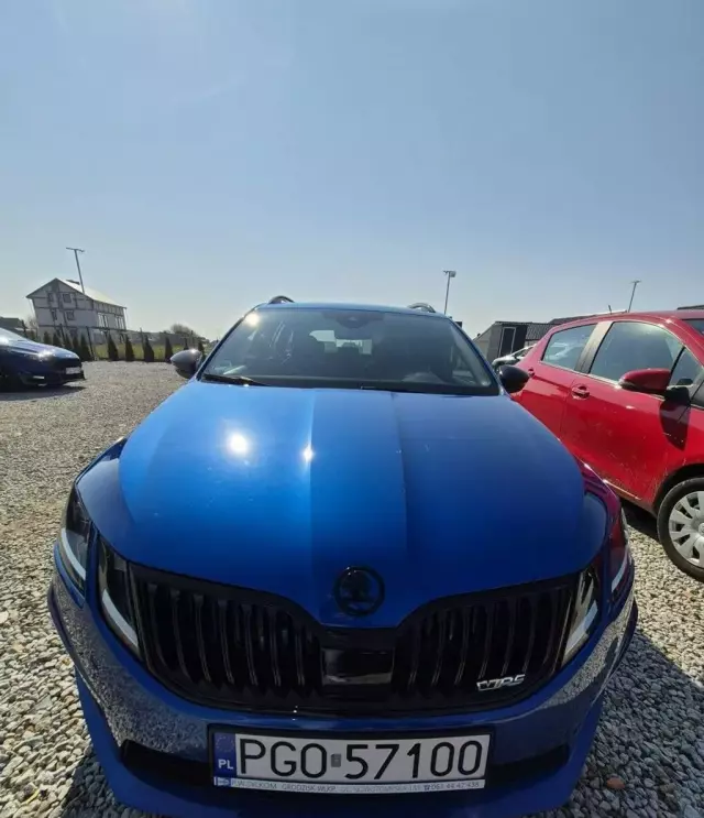 SKODA Octavia 