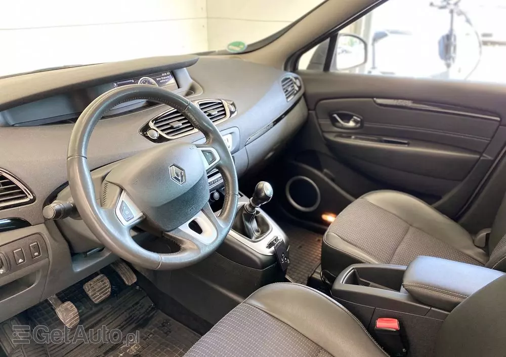 RENAULT Scenic 1.2 TCe Energy Intens