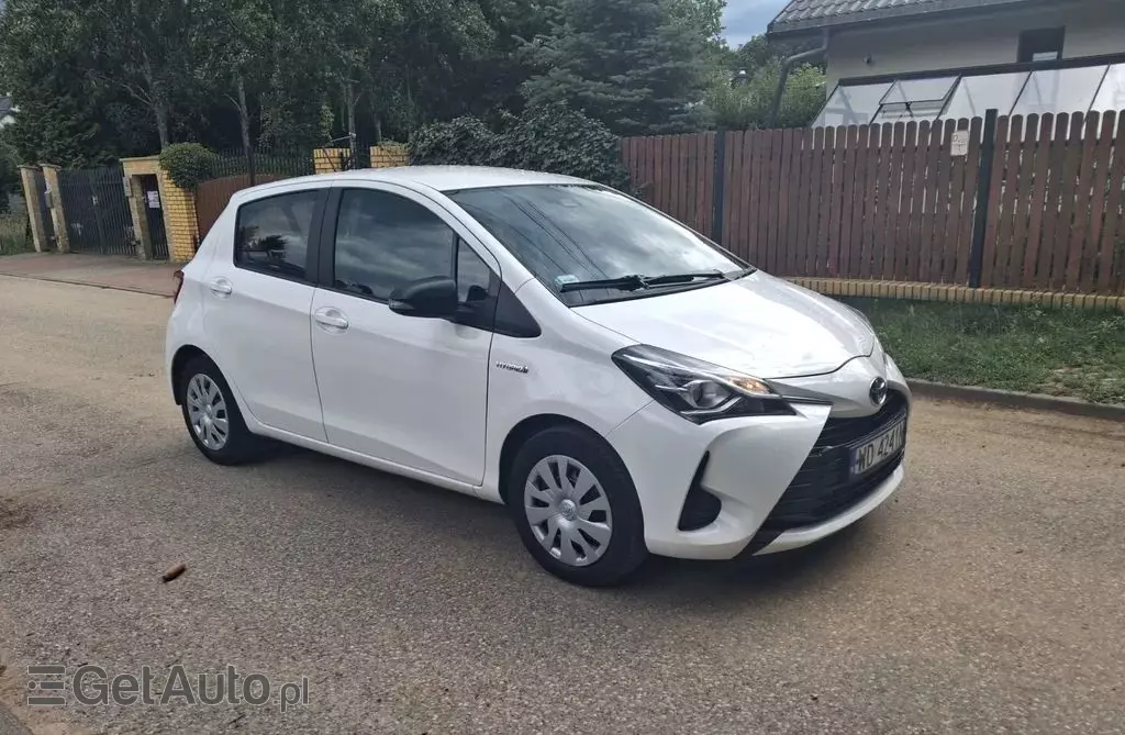 TOYOTA Yaris 