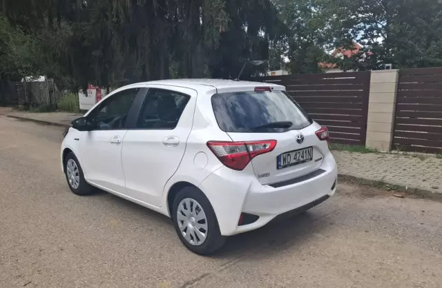 TOYOTA Yaris 