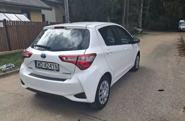 TOYOTA Yaris 