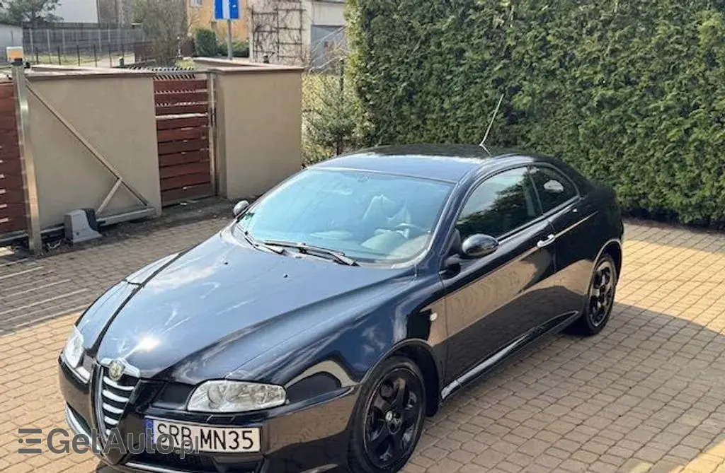 ALFA ROMEO GT 