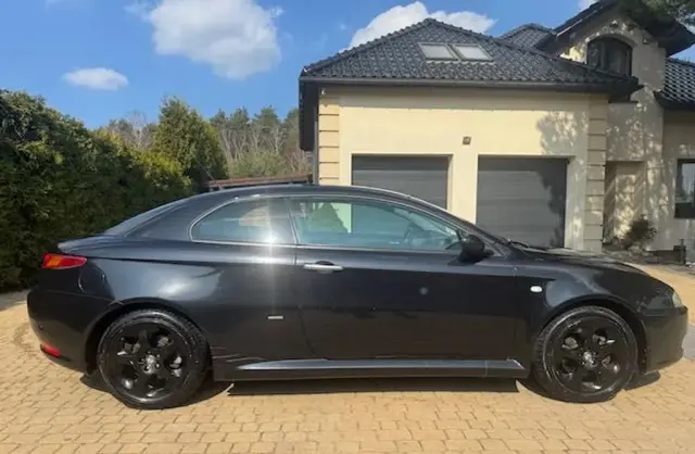 ALFA ROMEO GT 