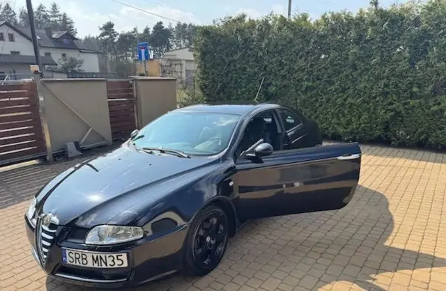 ALFA ROMEO GT 