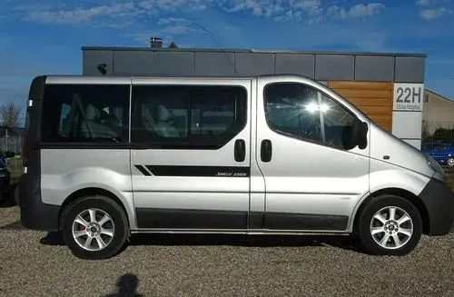 OPEL Vivaro 