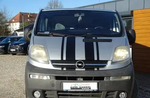 OPEL Vivaro 