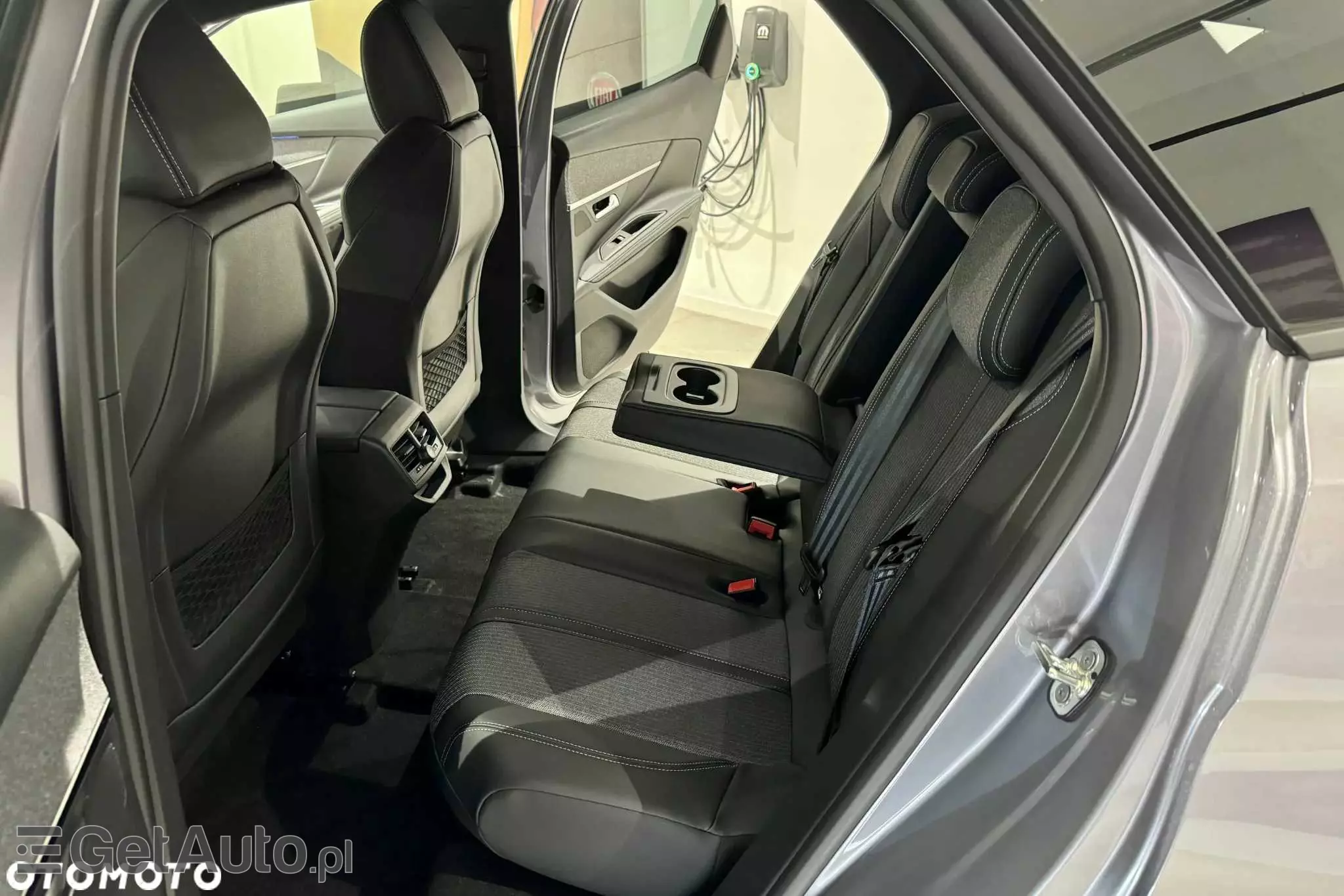 PEUGEOT 3008 1.2 PureTech Allure Pack S&S EAT8