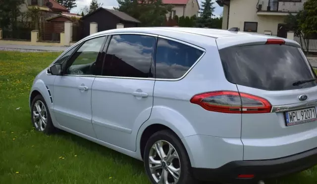 FORD S-MAX 
