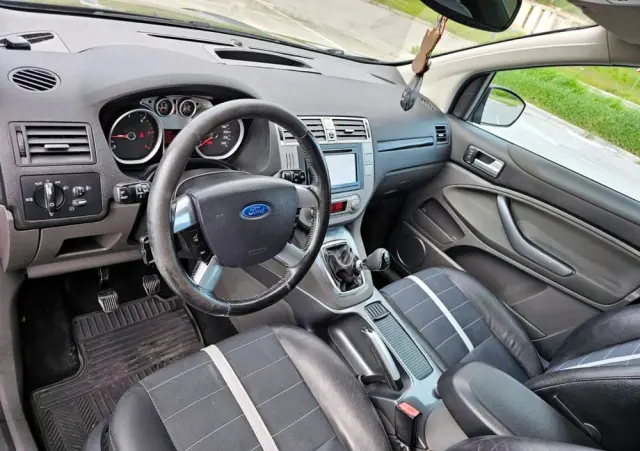 FORD Kuga 2.0 TDCi Titanium