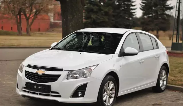 CHEVROLET Cruze 