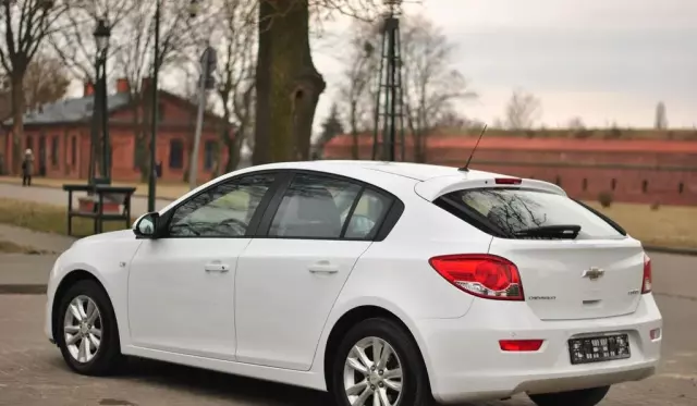 CHEVROLET Cruze 