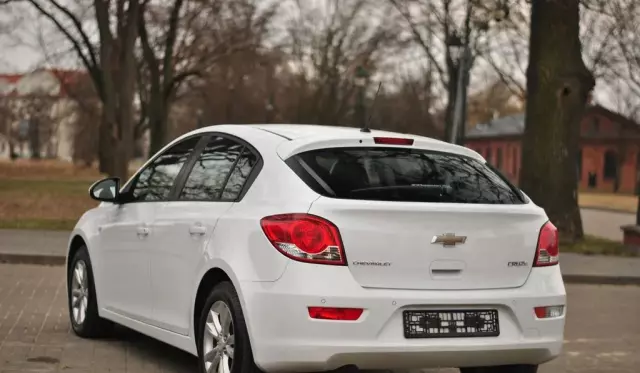 CHEVROLET Cruze 