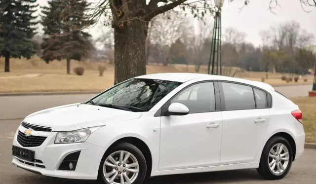 CHEVROLET Cruze 