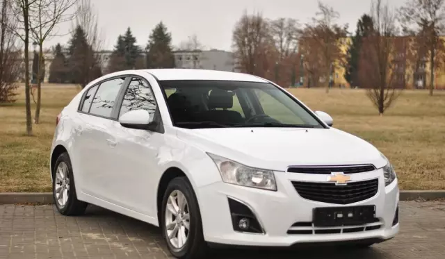 CHEVROLET Cruze 