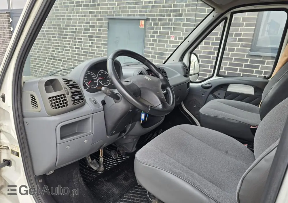 PEUGEOT Boxer 