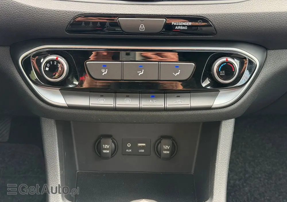 HYUNDAI I30 1.4 Premium