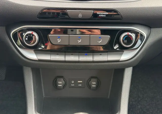 HYUNDAI I30 1.4 Premium