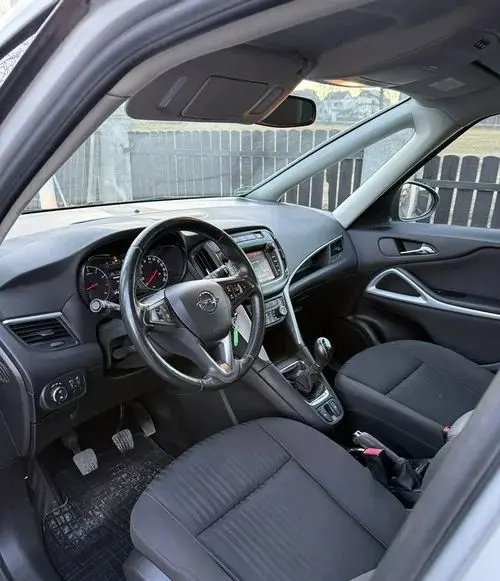 OPEL Zafira 