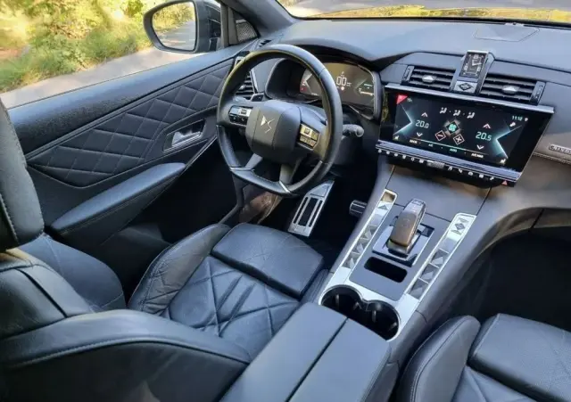 DS AUTOMOBILES DS 7 Crossback 