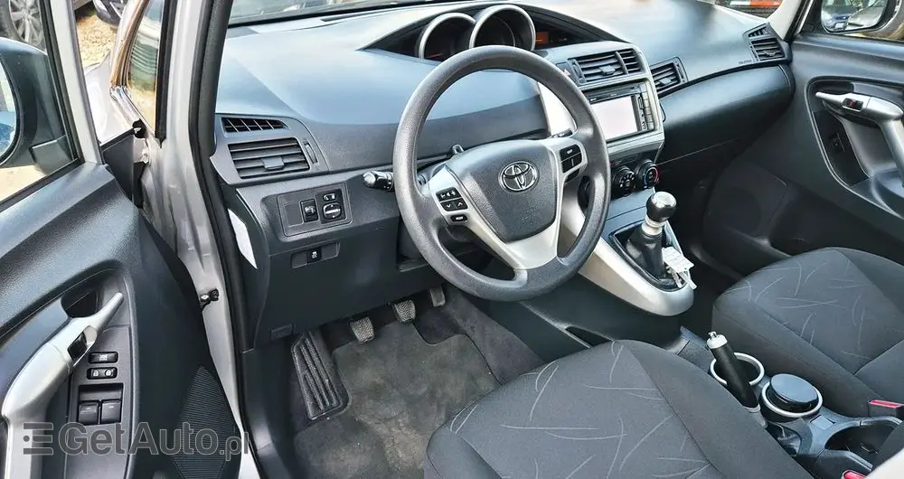 TOYOTA Verso 1.6 Life