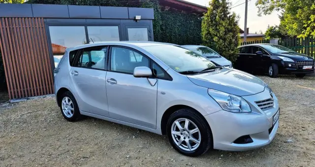 TOYOTA Verso 1.6 Life