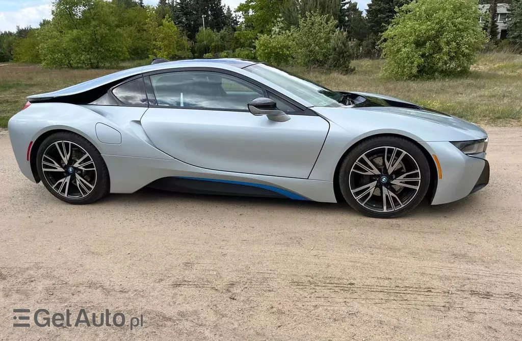 BMW I8 