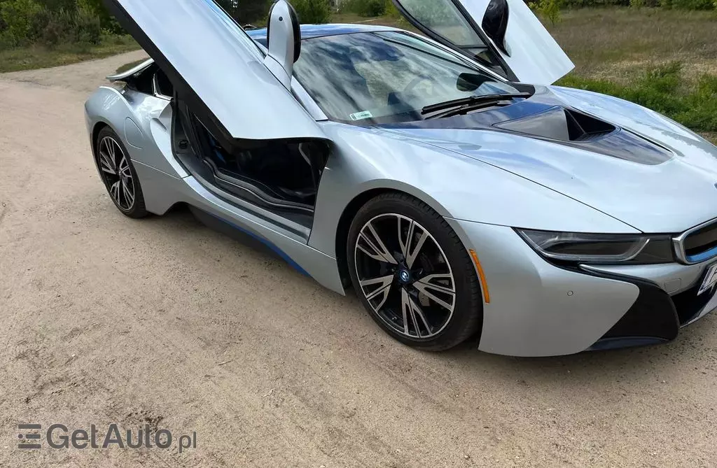 BMW I8 